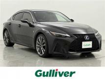 2022 Lexus IS