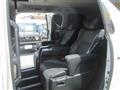2018 Toyota Alphard Hybrid