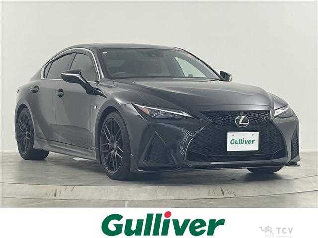 2021 Lexus IS