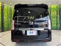 2013 Honda Step WGN
