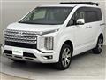 2022 Mitsubishi Delica D5