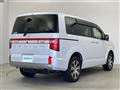 2022 Mitsubishi Delica D5