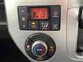2014 Daihatsu WAKE