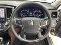 2015 Toyota Crown Hybrid