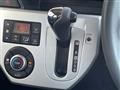 2015 Daihatsu WAKE