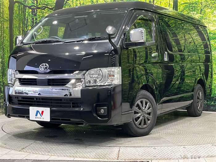 2023 Toyota Hiace Wagon