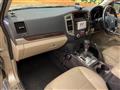 2015 Mitsubishi Pajero