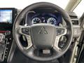 2019 Mitsubishi Delica D5