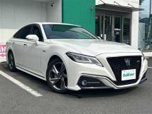2018 Toyota Crown Hybrid