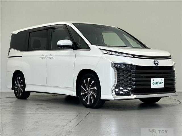 2024 Toyota Voxy