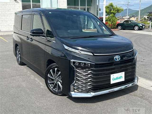 2023 Toyota Voxy