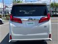 2022 Toyota Alphard Hybrid