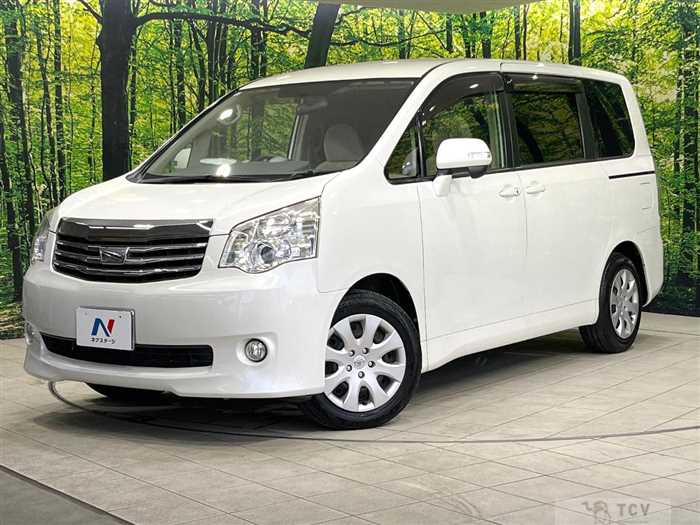 2013 Toyota Noah