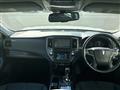 2015 Toyota Crown Hybrid
