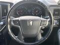 2015 Toyota Crown Hybrid