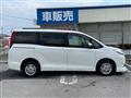 2016 Toyota Noah