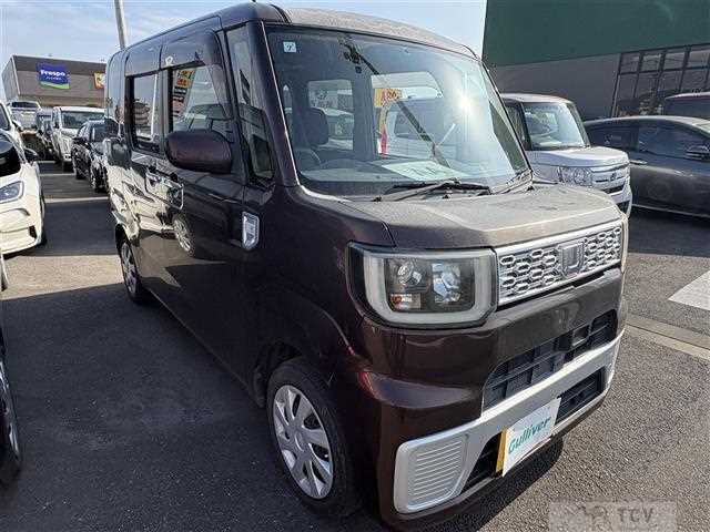 2015 Daihatsu WAKE