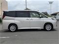 2022 Toyota Noah