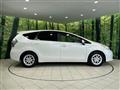 2012 Toyota PRIUS α