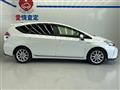 2015 Toyota PRIUS α