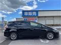 2017 Toyota PRIUS α