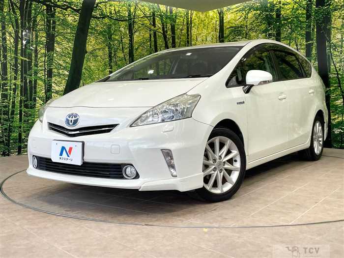 2011 Toyota PRIUS α