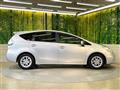 2012 Toyota PRIUS α