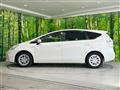 2013 Toyota PRIUS α