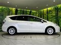 2014 Toyota PRIUS α
