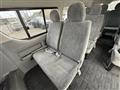 2006 Toyota Hiace Commuter