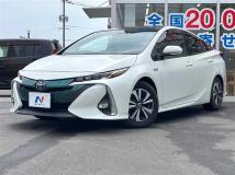 2017 Toyota Prius PHV
