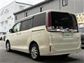 2017 Toyota Noah