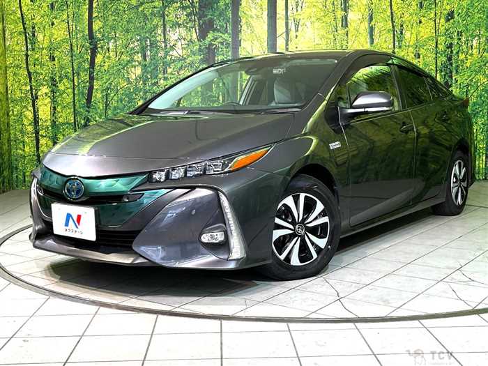 2019 Toyota Prius PHV