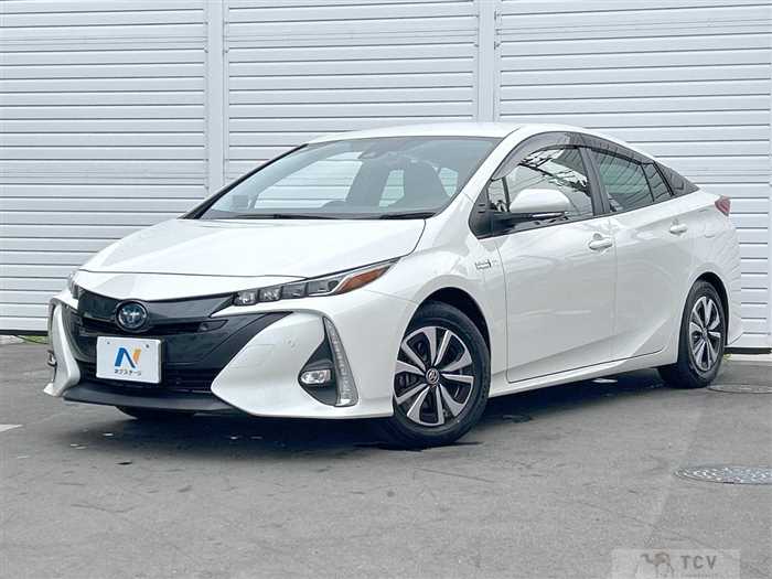 2020 Toyota Prius PHV