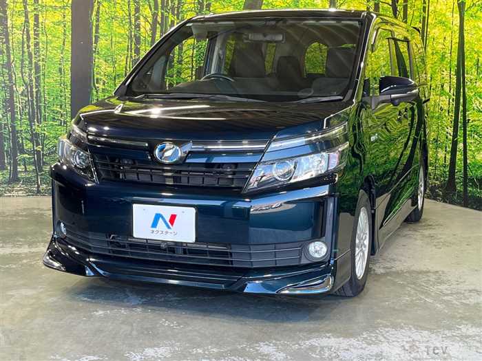 2014 Toyota Voxy
