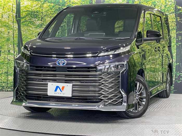 2022 Toyota Voxy