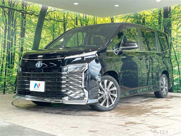 2022 Toyota Voxy