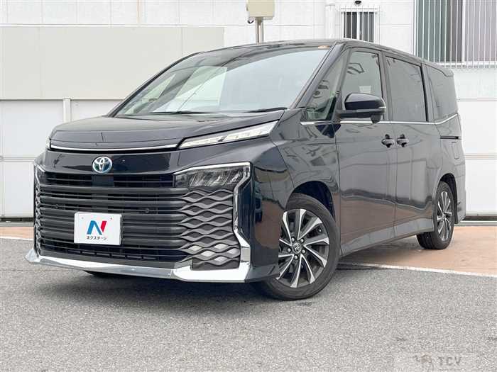 2022 Toyota Voxy