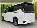2022 Toyota Voxy