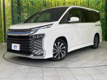 2022 Toyota Voxy