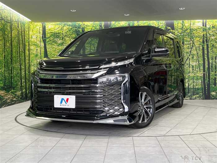 2022 Toyota Voxy