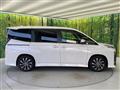 2022 Toyota Voxy