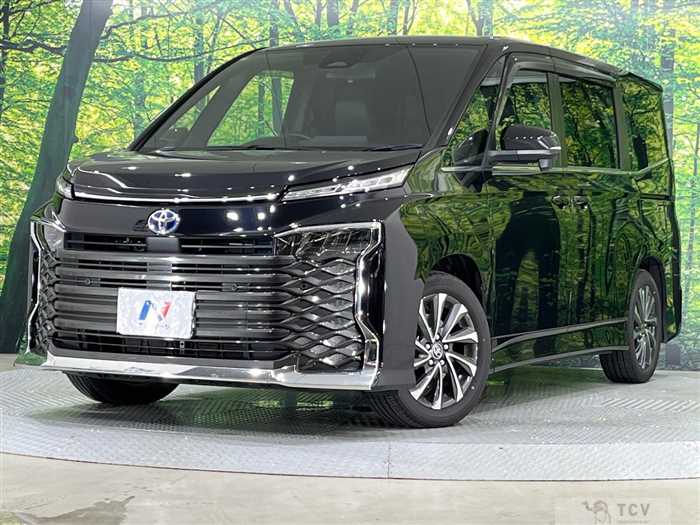 2025 Toyota Voxy