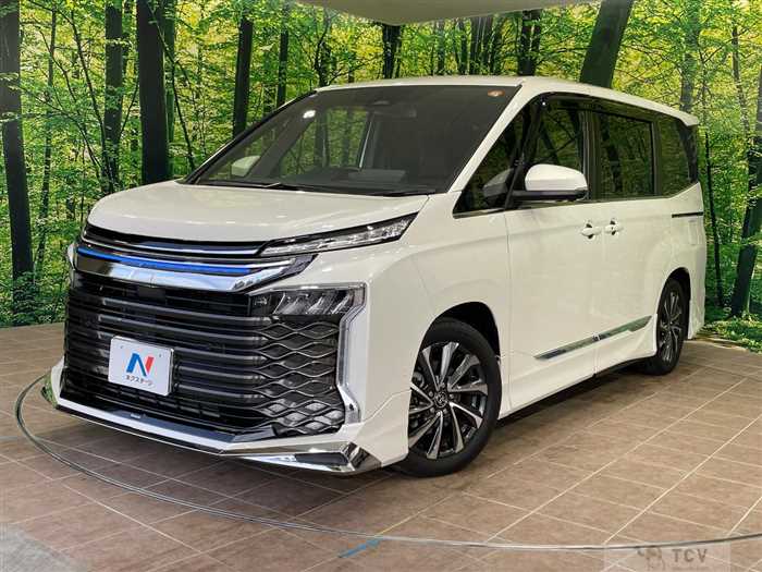 2025 Toyota Voxy