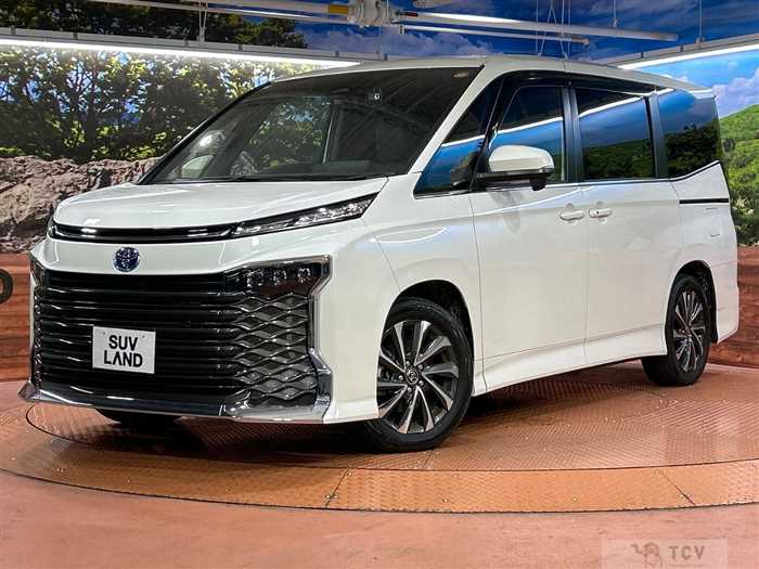2025 Toyota Voxy