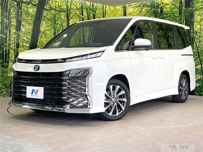 2022 Toyota Voxy