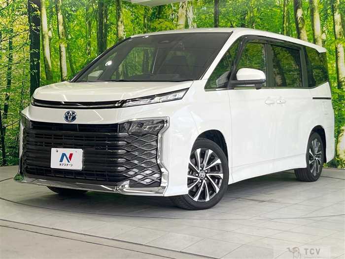 2022 Toyota Voxy