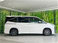 2022 Toyota Voxy