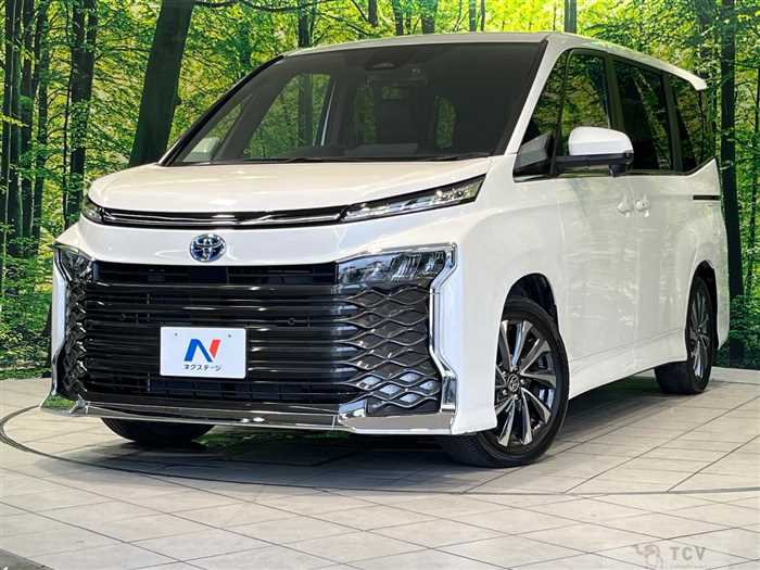 2025 Toyota Voxy