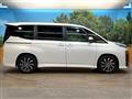 2025 Toyota Voxy